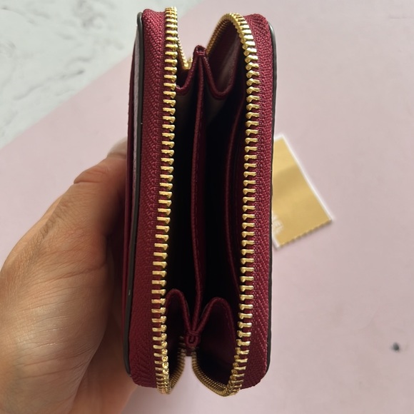 NWT: Michael Kors Red Fulton Leather Coin purse - Picture 4 of 5